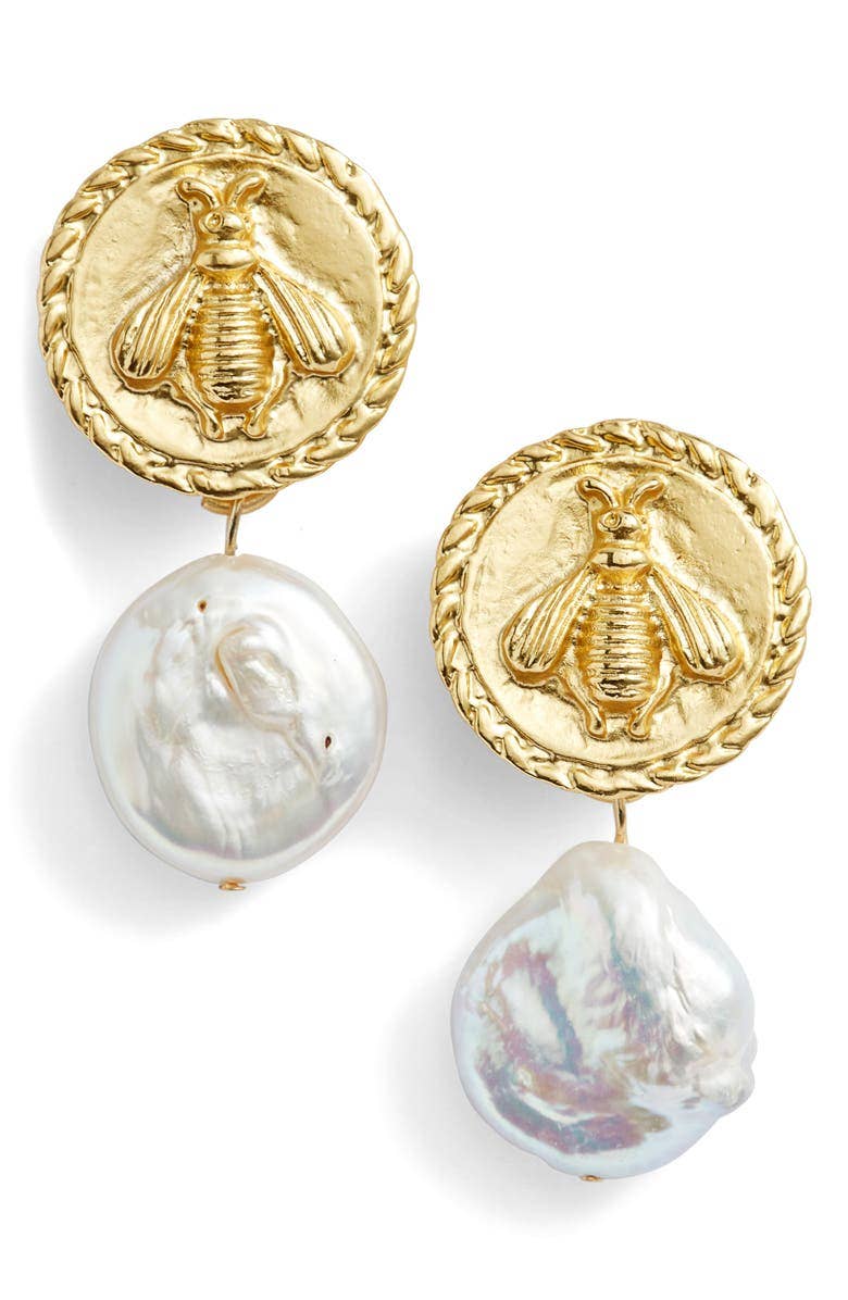 Bee Clip On & Flat Pearl Drop