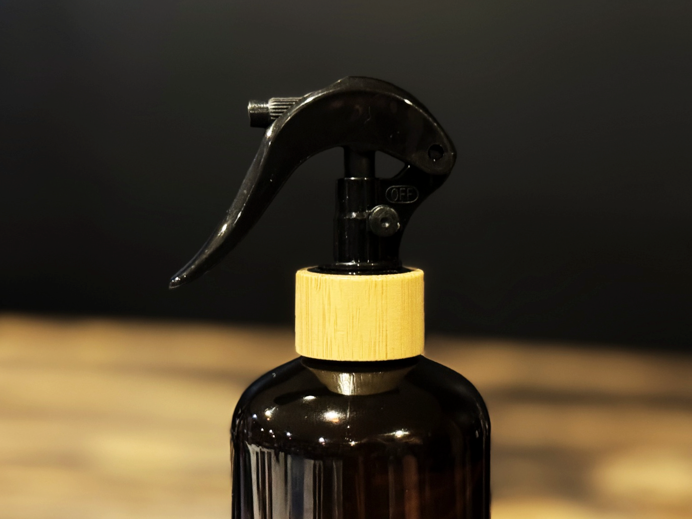 Baccarat Room + Linen Spray: Black