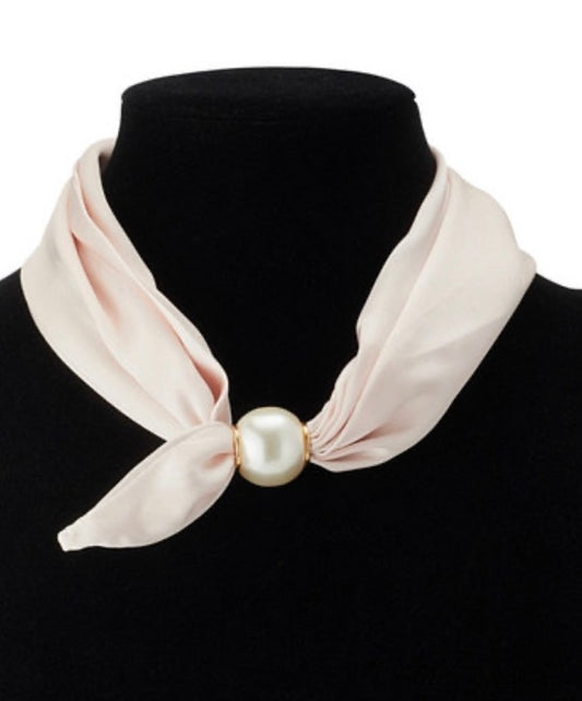 Scarf Necklace with Magnetic Pearl