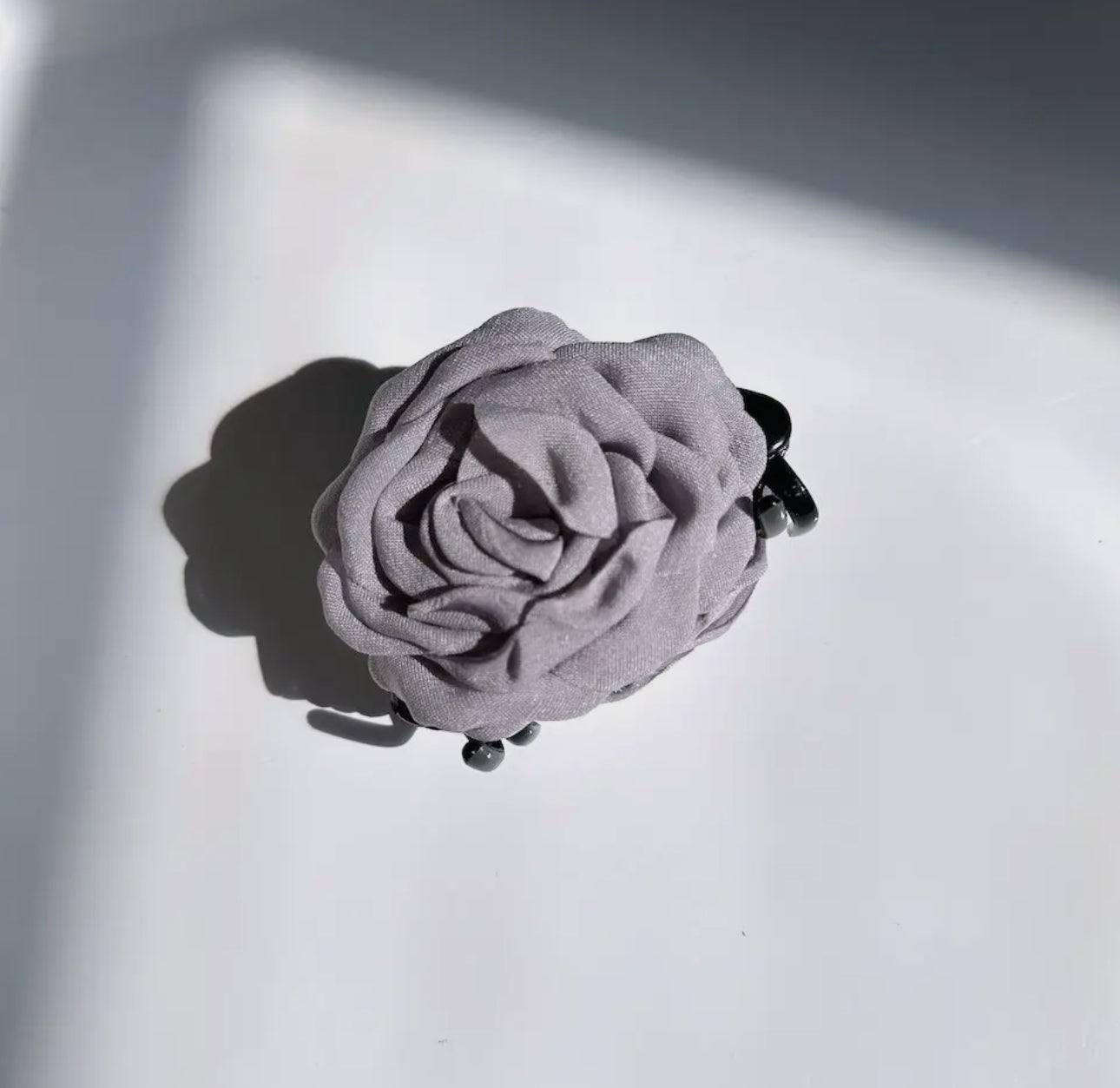 Vintage Rose Claw Clip