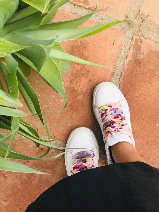 Flower Rose Scarf – Wide Satin Shoelaces in Soft Rose Floral