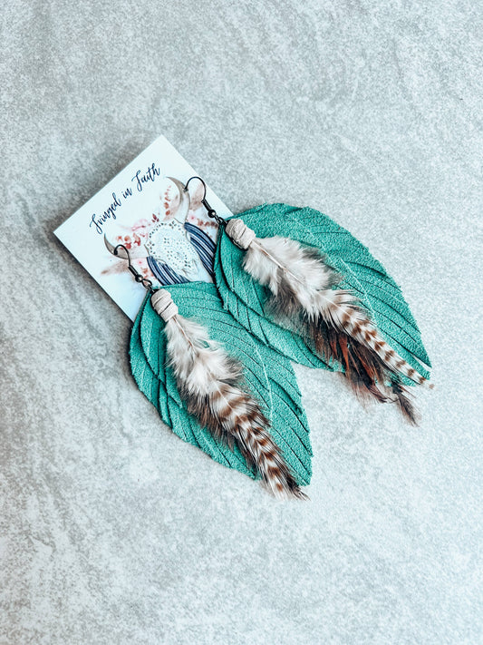 Ronan Fringe Feather Earrings | Mint