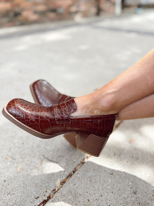 COCONUTS BY MATISSE-Pace