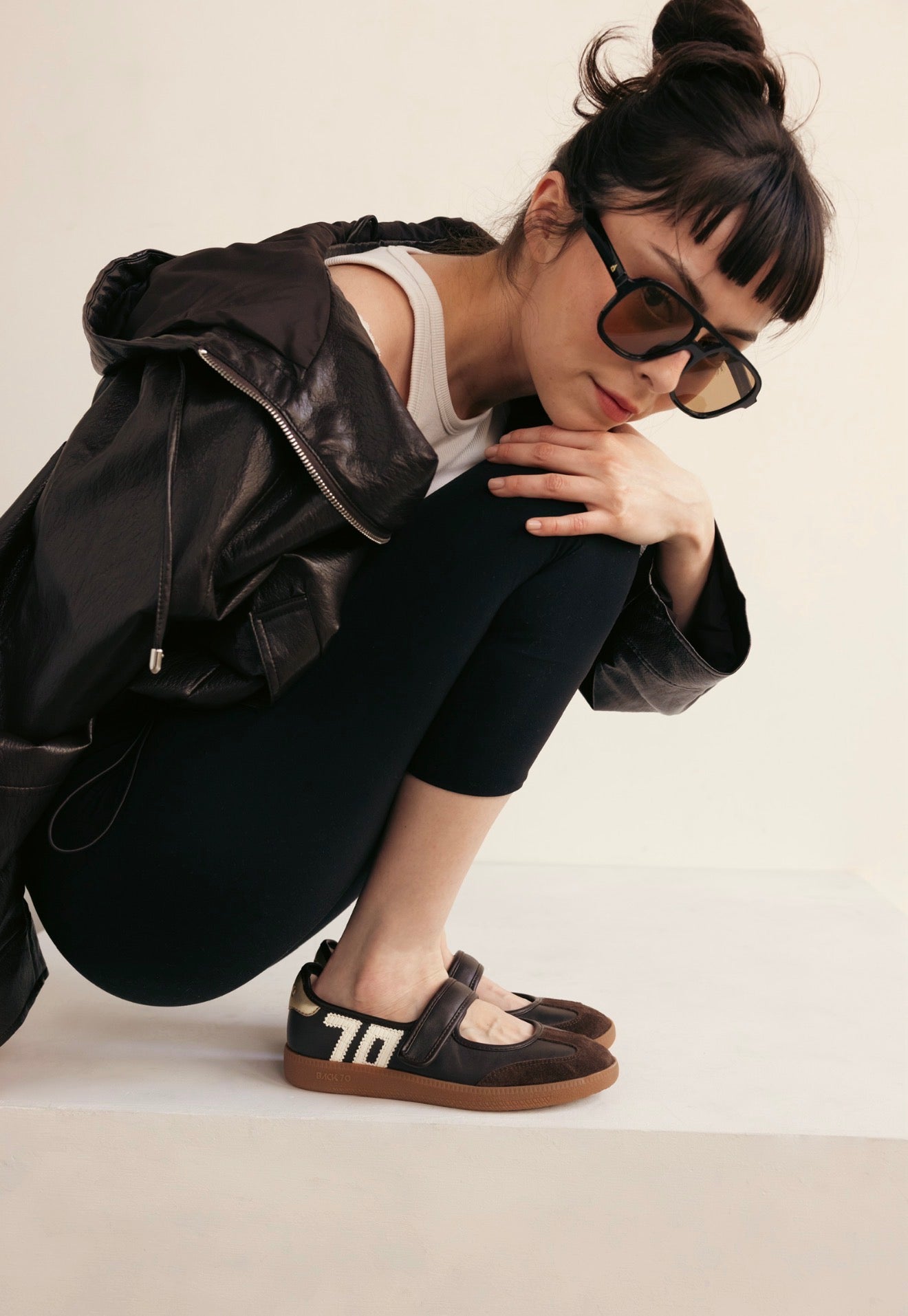 BACK70- Aya