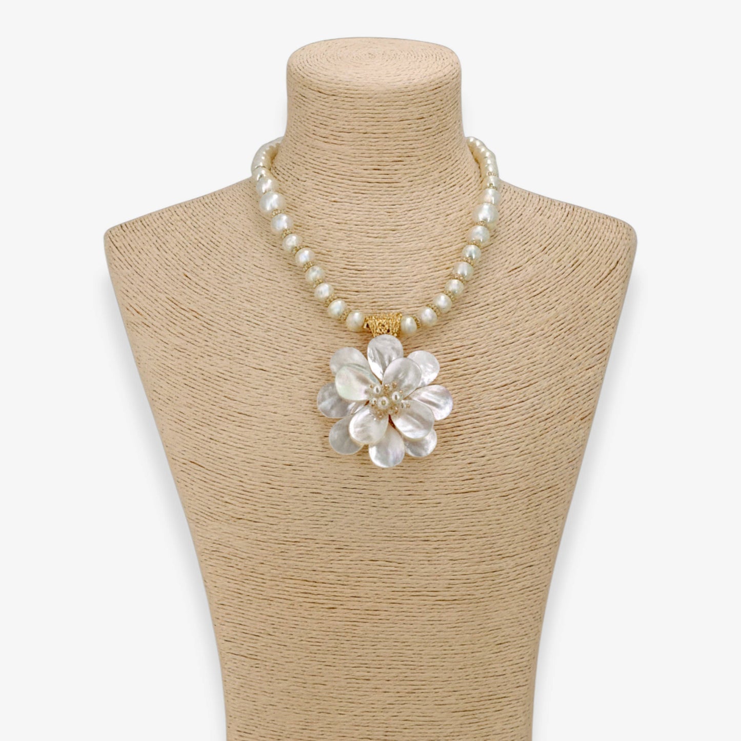 Mother of Pearl Flower Necklace