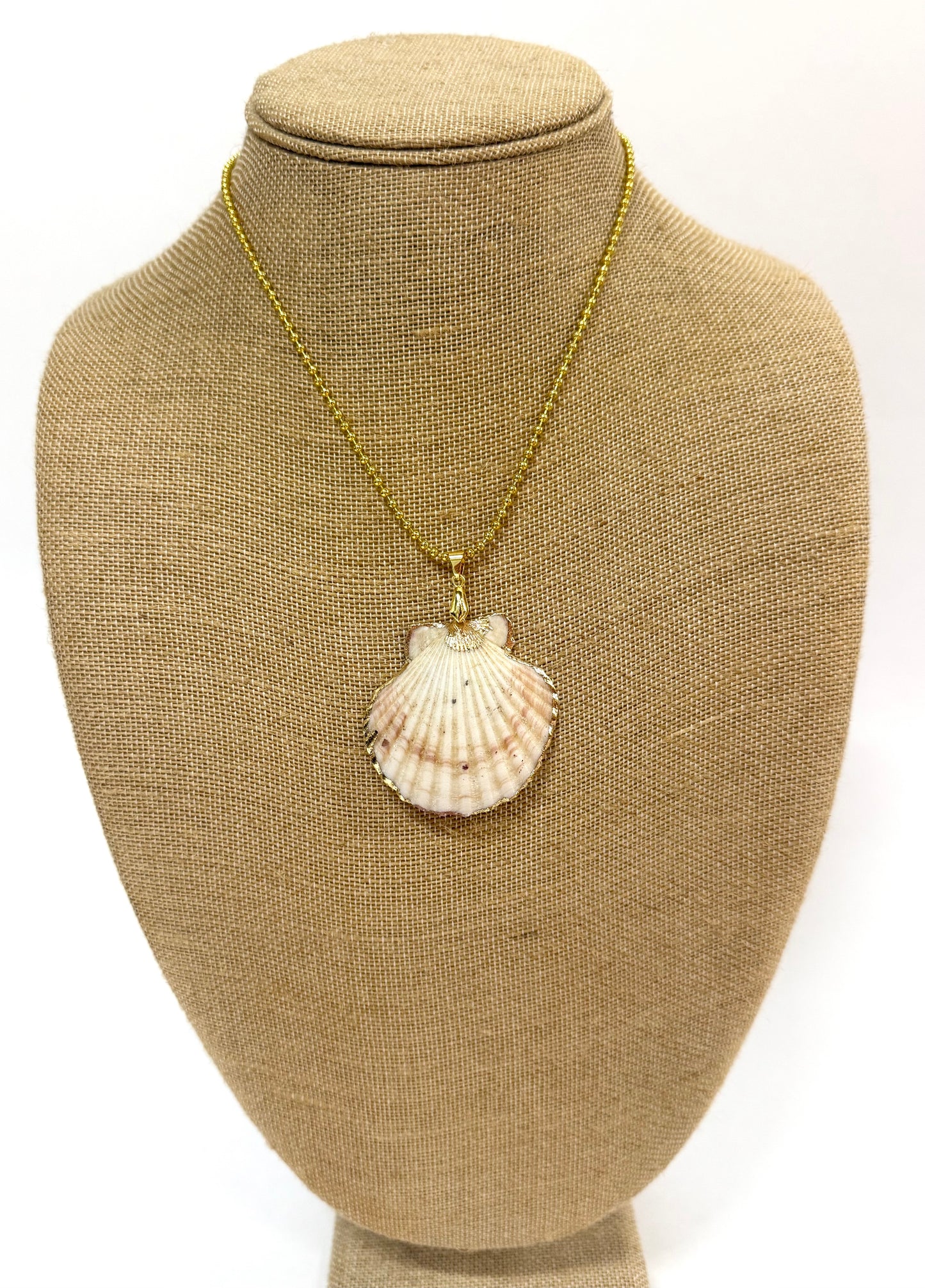 SINCERELY SAILOR-Light Seashell Necklace