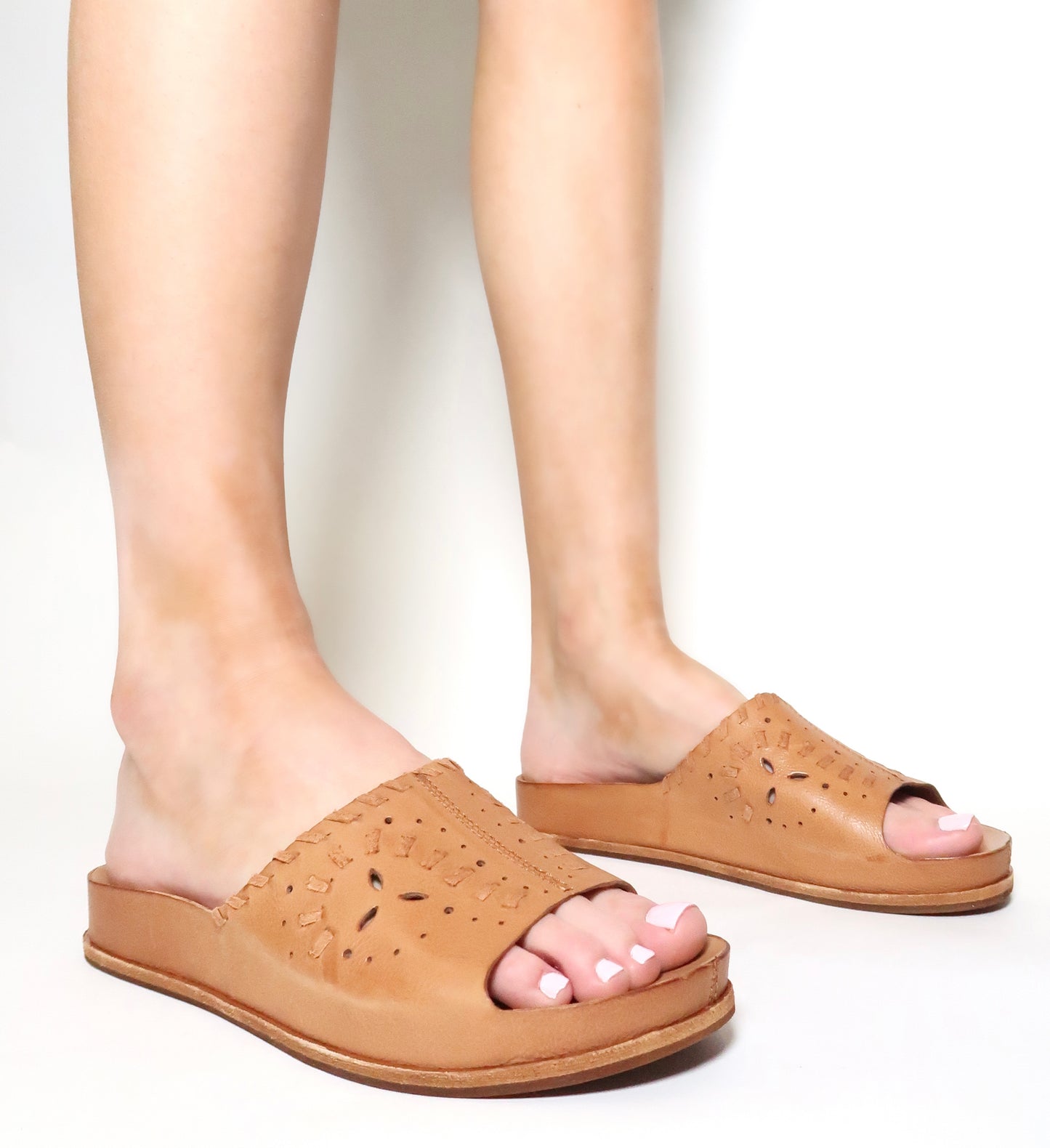 KORKEASE- Tutsi Woven