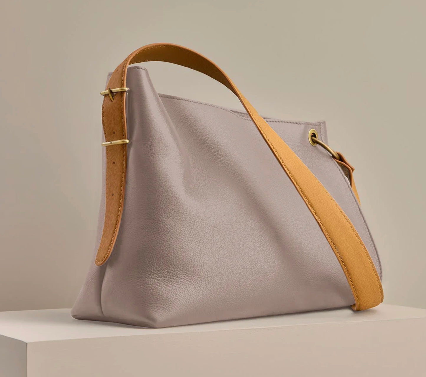 HOBO- Rayna Shoulder Bag