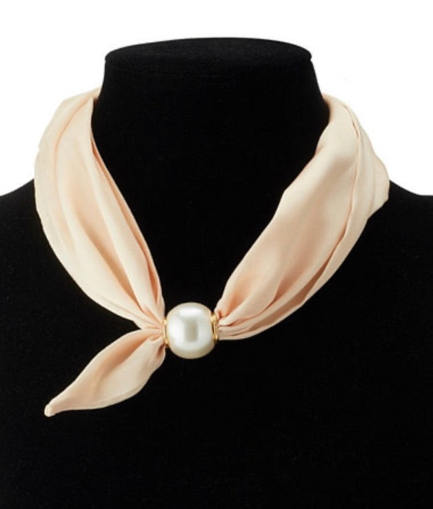 Scarf Necklace with Magnetic Pearl
