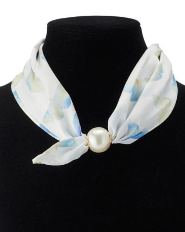 Scarf Necklace with Magnetic Pearl