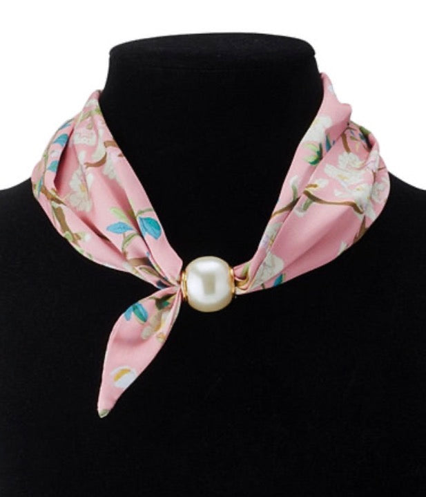Scarf Necklace with Magnetic Pearl