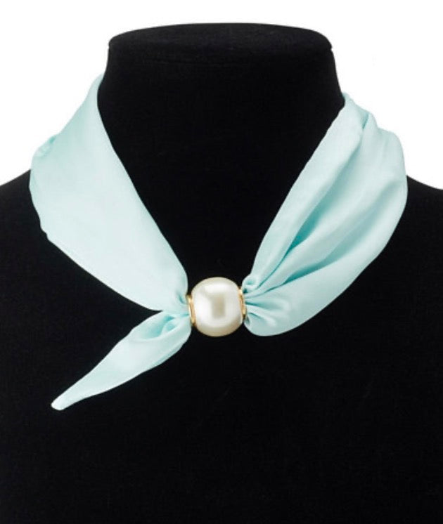 Scarf Necklace with Magnetic Pearl