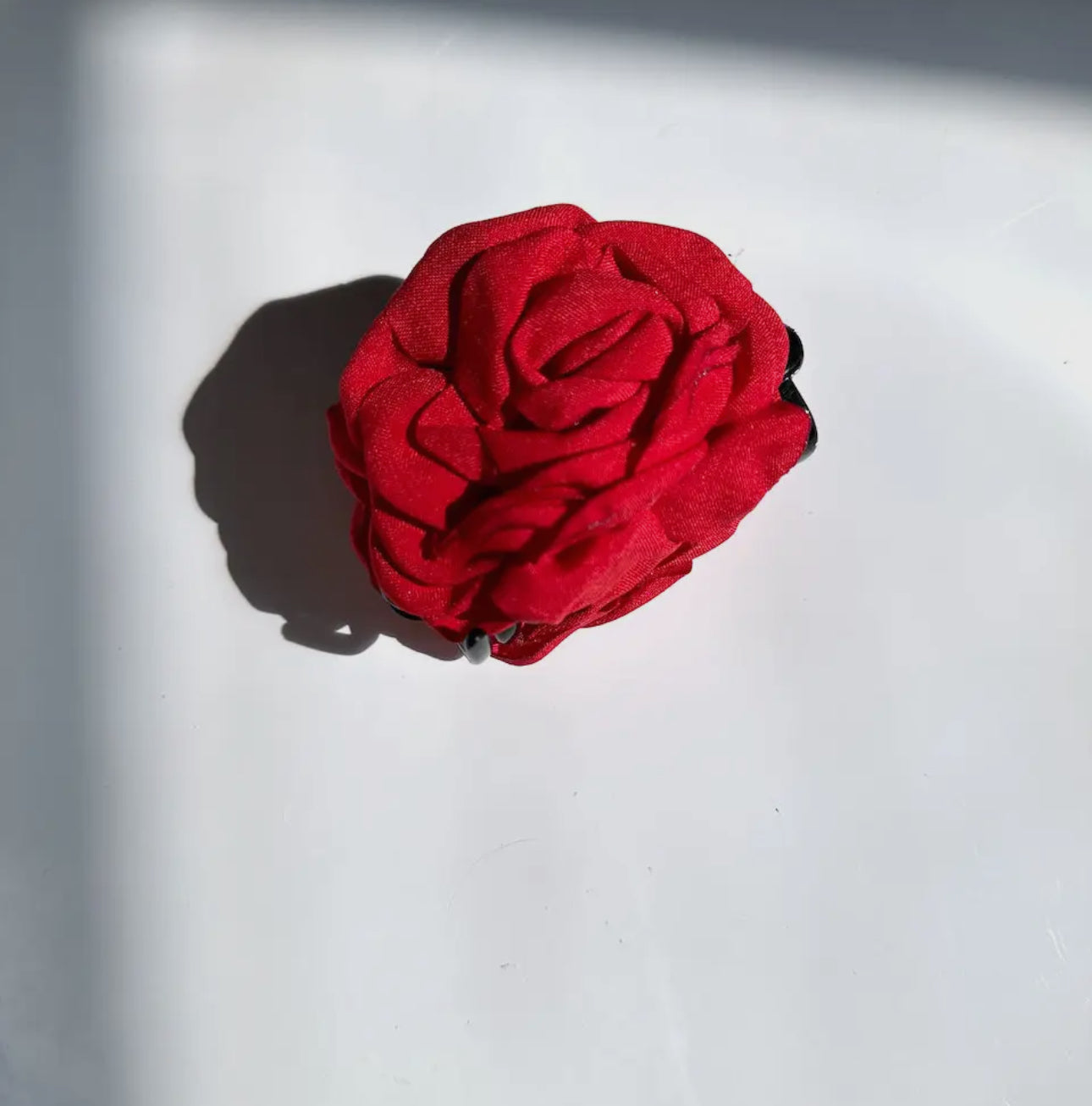 Vintage Rose Claw Clip