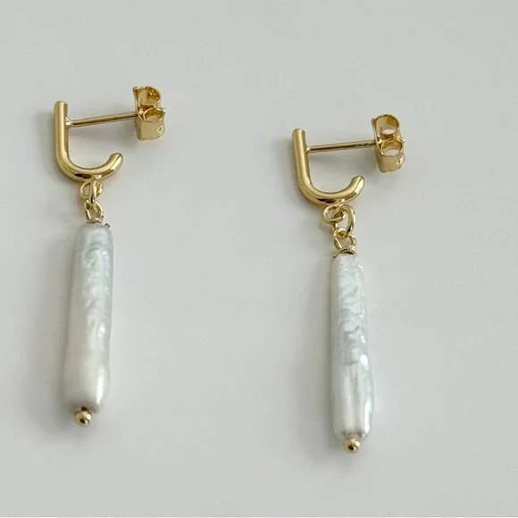 Justiene Pearl Earrings