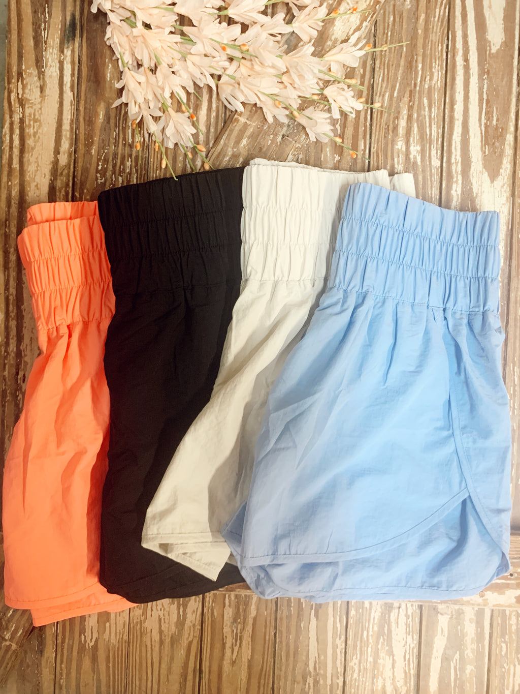 Free Falling Shorts