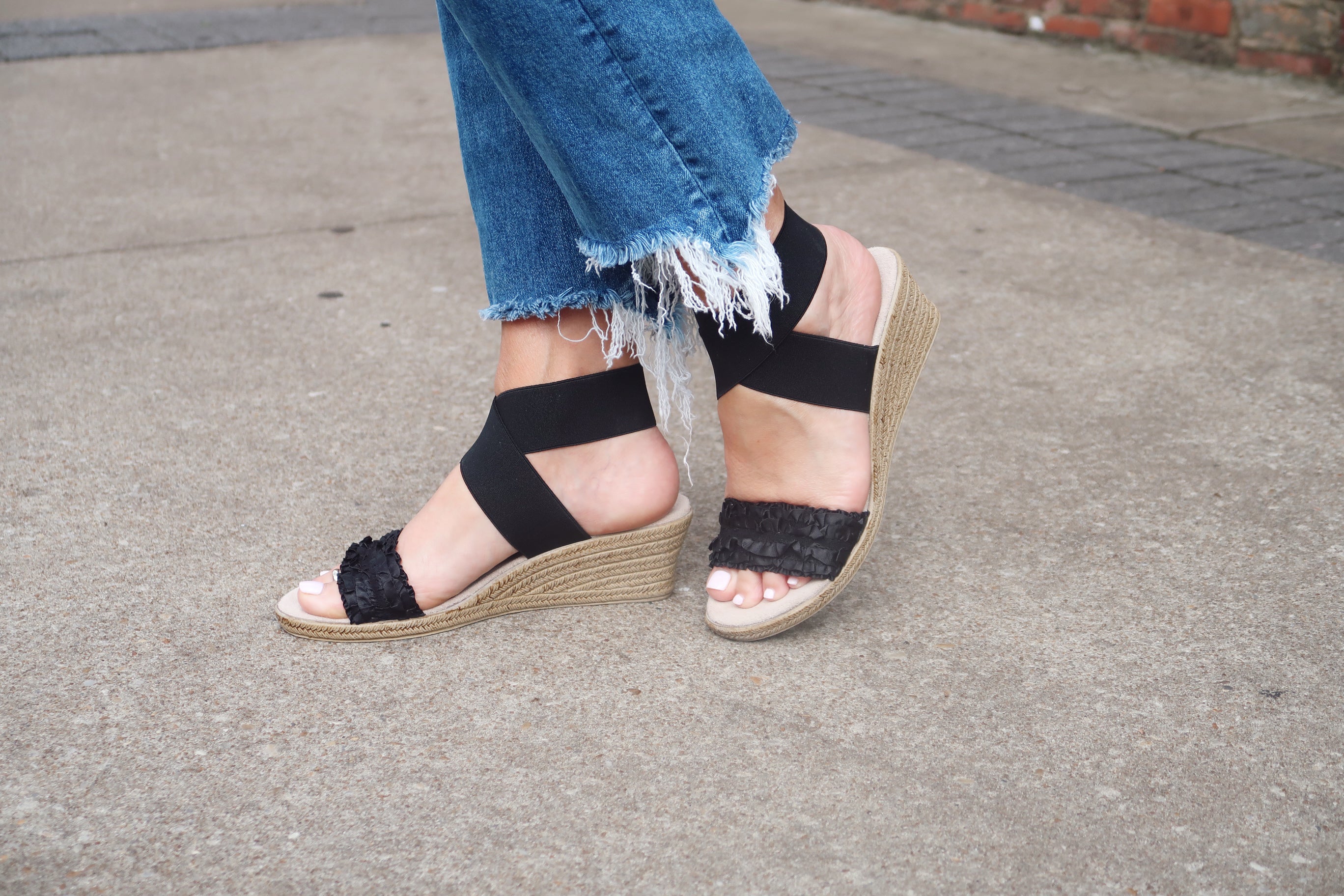 CHARLESTON SHOE CO-Carolina Ruffle